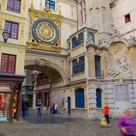 Chic Apart With Terace And Parking Rouen