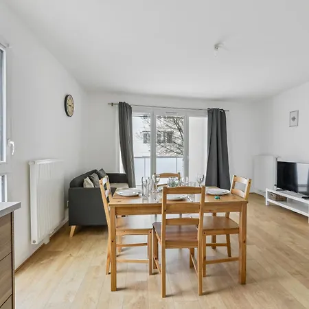 Chic Apart With Terace And Parking